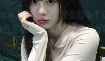 51.com上观看的每个瓜，都像一份气泡饮料，喝了后，总觉得味道怪怪的，哈哈！