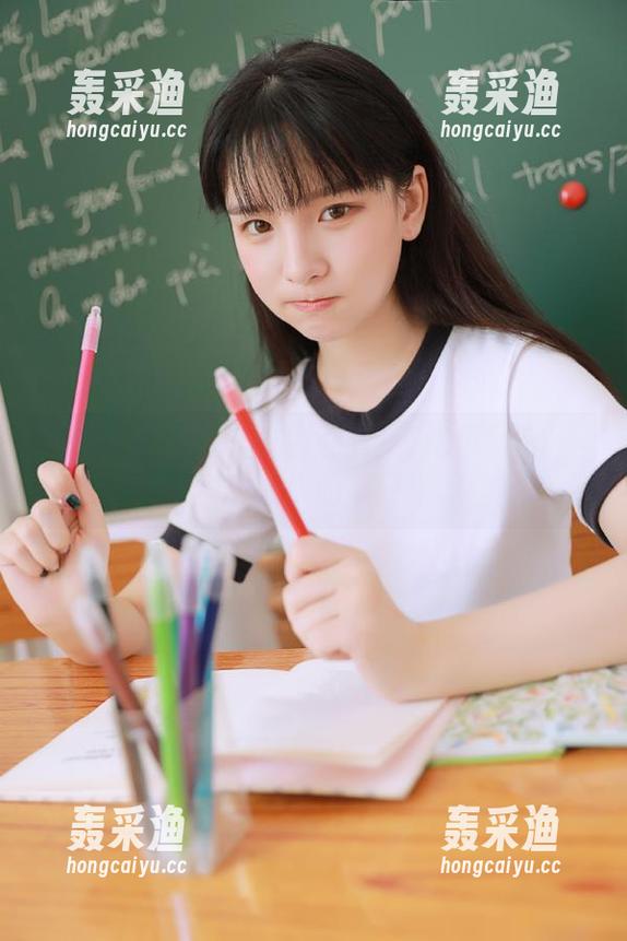 瓜田里的线路:在吃瓜网51爆料中迷失的美好! 瓜田里的线路:在吃瓜网51爆料中迷失的美好!