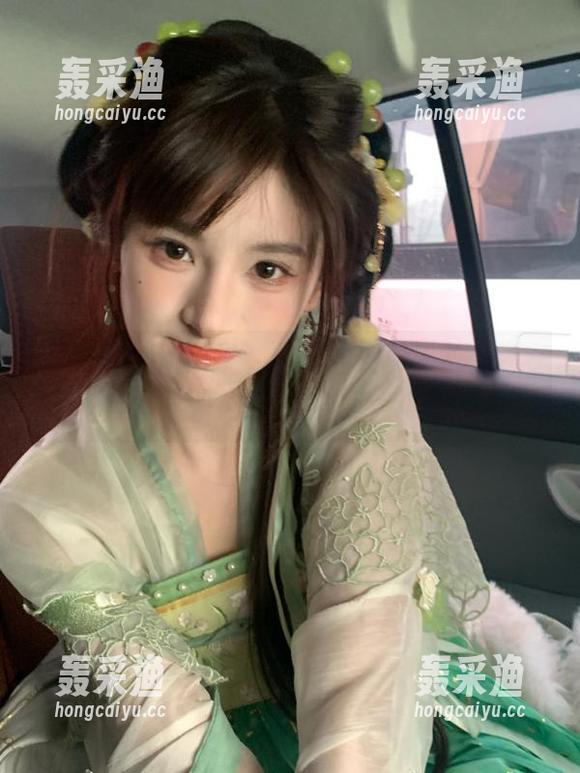 听我说,你们的安卓手机上还在等啥?快来51爆料找点乐子! 听我说,你们的安卓手机上还在等啥?快来51爆料找点乐子!