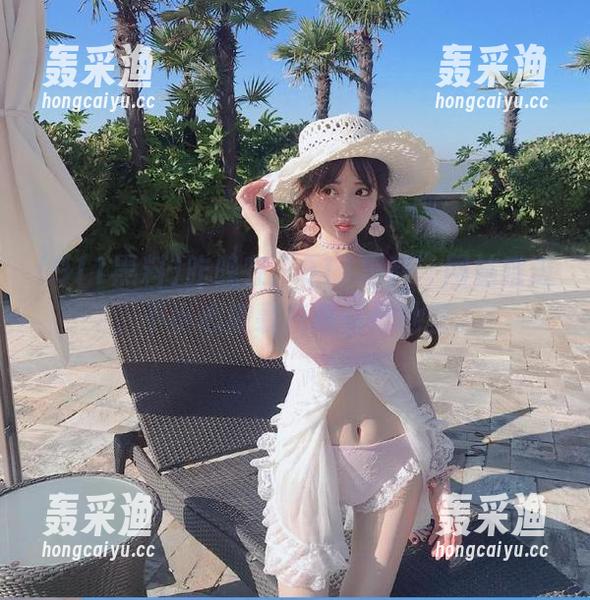 昨晚在“911黑料”网站瞎逛,不小心被裹挟进瓜田地里。 昨晚在“911黑料”网站瞎逛,不小心被裹挟进瓜田地里。