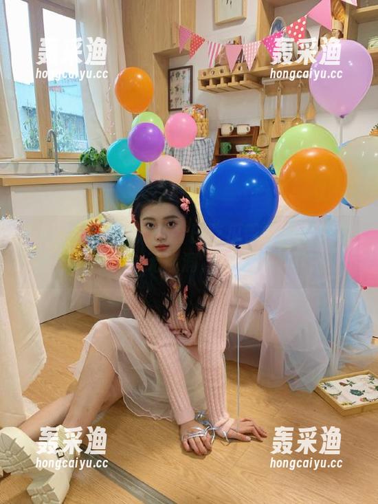 91今日吃瓜带来的新鲜视频,果然是个无底洞,根本停不下来! 91今日吃瓜带来的新鲜视频,果然是个无底洞,根本停不下来!