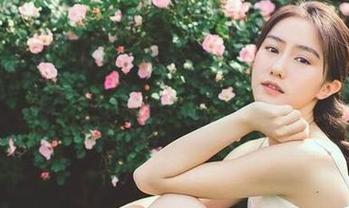 “91吃瓜”的在线网页每一条八卦都是一个陷阱，让人好奇又无奈。