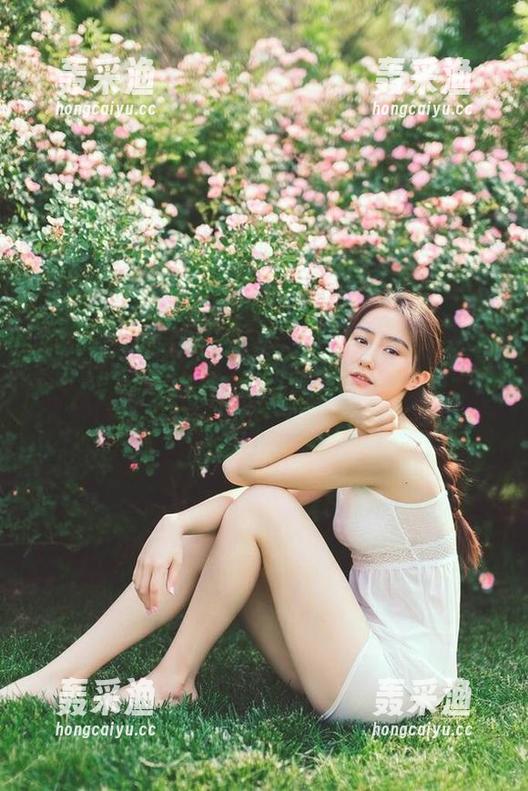 “91吃瓜”的在线网页每一条八卦都是一个陷阱,让人好奇又无奈。 “91吃瓜”的在线网页每一条八卦都是一个陷阱,让人好奇又无奈。