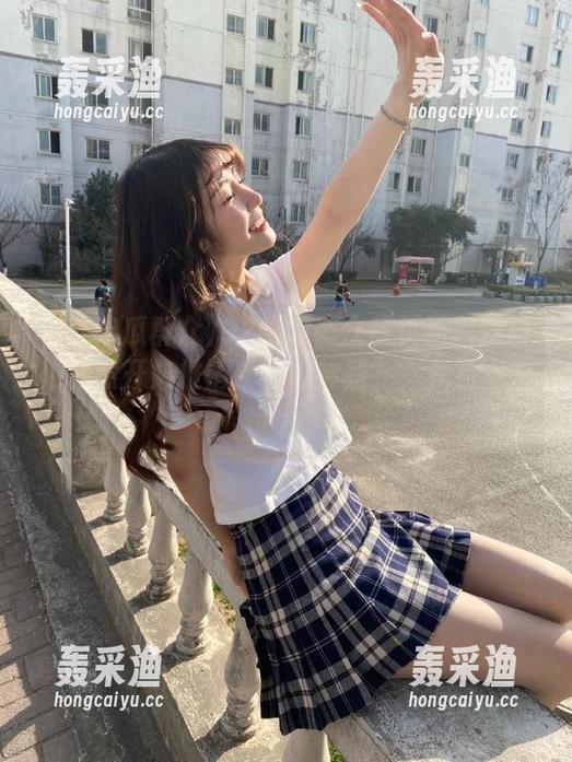 92吃瓜群众首页画风逆转,竟然开始推销“吃瓜神器”,我有点想试试。 92吃瓜群众首页画风逆转,竟然开始推销“吃瓜神器”,我有点想试试。