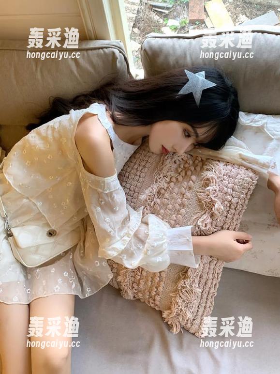 下载www.吃瓜app后,你也许会默默怀疑自己的选择。 下载www.吃瓜app后,你也许会默默怀疑自己的选择。
