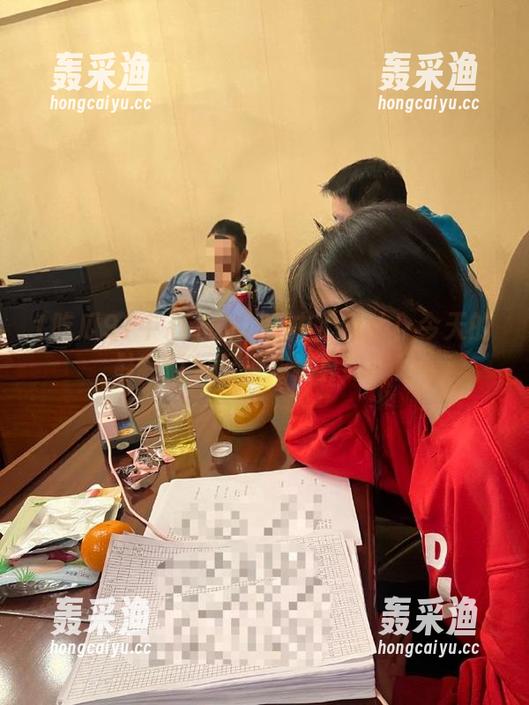 吃瓜91中心直达!今天的最新瓜,配上咸菜真绝配! 吃瓜91中心直达!今天的最新瓜,配上咸菜真绝配!