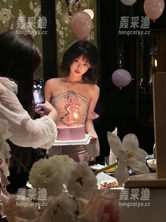 吃瓜网更新惊艳上线,在线观看的我像个热锅上的蚂蚁,心里嘀咕着究竟发生了啥? 吃瓜网更新惊艳上线,在线观看的我像个热锅上的蚂蚁,心里嘀咕着究竟发生了啥?