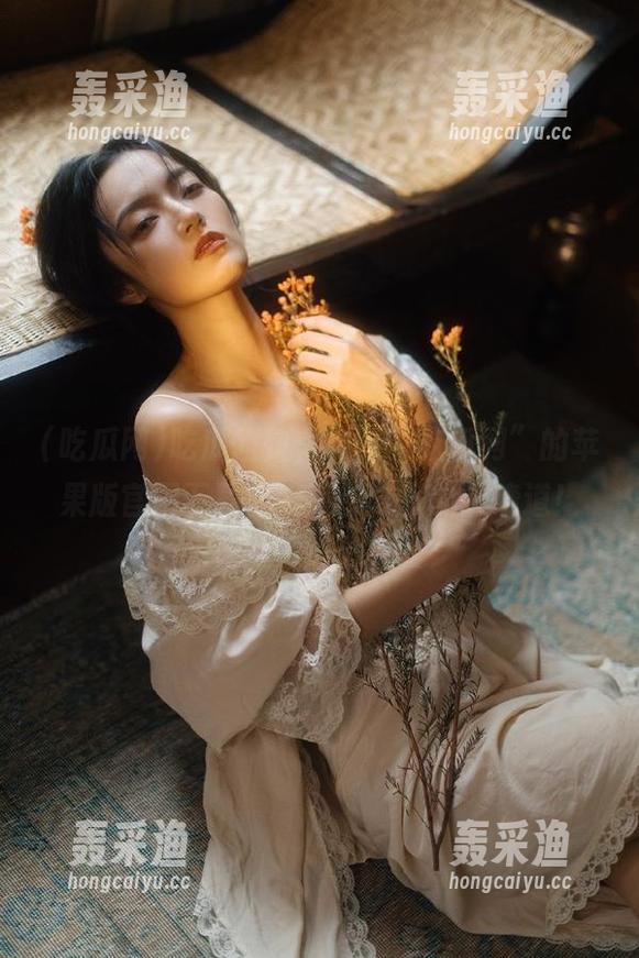 吃瓜愉快,先从“吃瓜网”的苹果版官网下载起,不想分享的请绕道! 吃瓜愉快,先从“吃瓜网”的苹果版官网下载起,不想分享的请绕道!