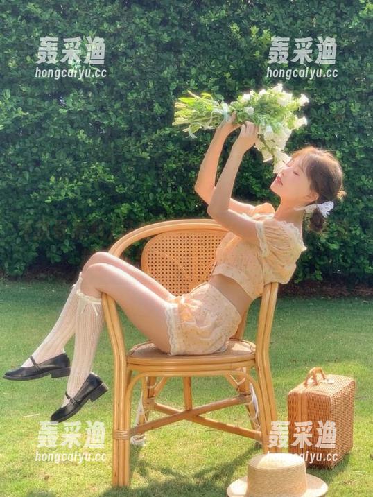 只为你奉上永久在线的扒哥黑料,网里每一帧都是惊讶! 只为你奉上永久在线的扒哥黑料,网里每一帧都是惊讶!