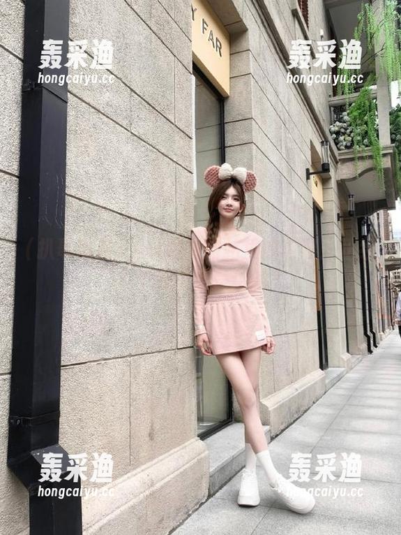 扒哥黑料网站里的内容：正经人不敢看还是仿的？