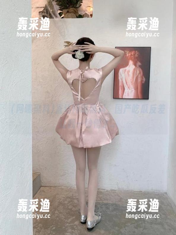 直达网曝黑料,国产吃瓜反差让我一秒懵了... 直达网曝黑料,国产吃瓜反差让我一秒懵了...