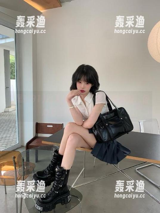 网页黑料91,感觉怪怪的,但心里就是想了解一下。 网页黑料91,感觉怪怪的,但心里就是想了解一下。