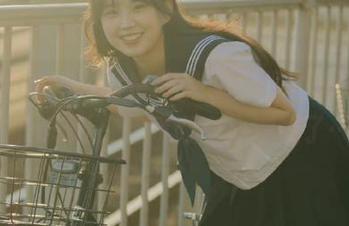 啥也不说，下载黑料不打烊的ios版，把我好奇心撑爆了…