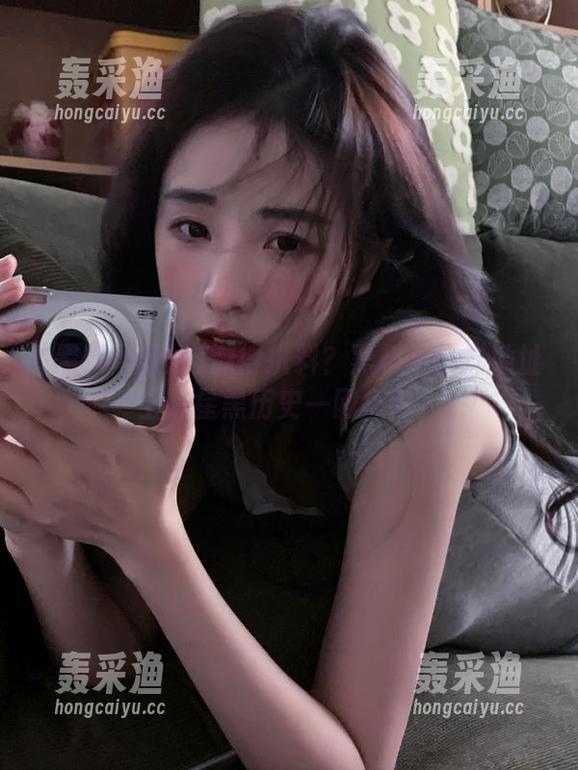 懒得扒料?黑料不打烊地址上明星黑历史一网打尽。 懒得扒料?黑料不打烊地址上明星黑历史一网打尽。