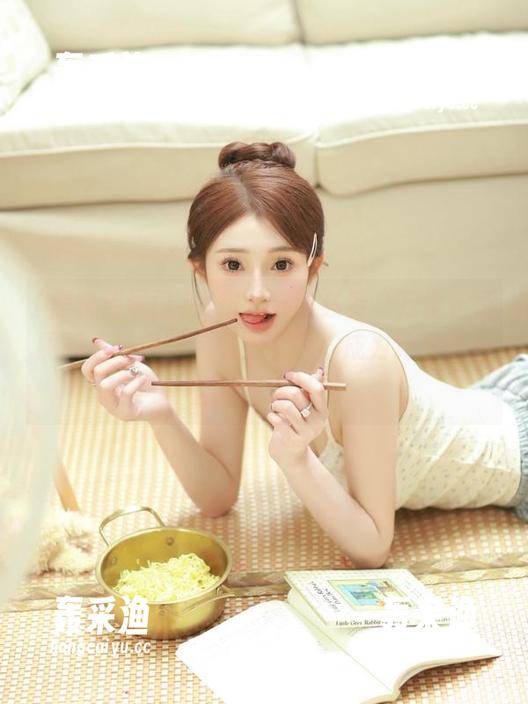 发布八卦前必看“万里长征黑料传送门”,马上下载,成为约会最佳话题制造机! 发布八卦前必看“万里长征黑料传送门”,马上下载,成为约会最佳话题制造机!