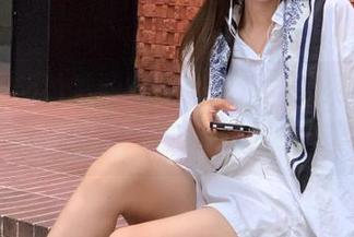 看到“黑料吃瓜”的网址更新，我在想，今天又会被什么内容虐到啊…