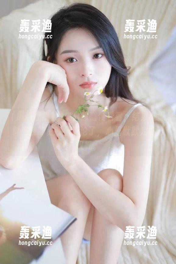 本来只想随便看看,结果在黑料在线的资源里沉沦了,心里默默为自己叹气。 本来只想随便看看,结果在黑料在线的资源里沉沦了,心里默默为自己叹气。