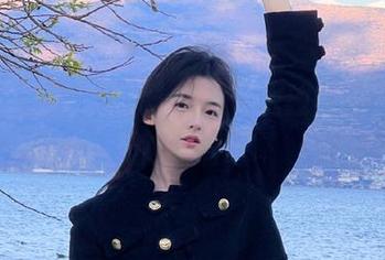 快来黑料社，直达独家丑闻，刷刷脑洞吧