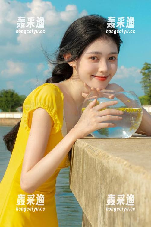 黑料社区首页最新动态，等你来翻牌！