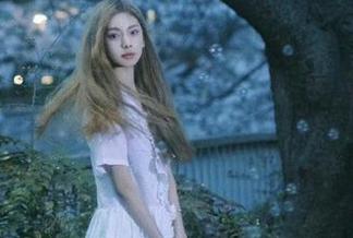 狂欢吧，黑料网官网的资源似乎让气氛变得更热烈！