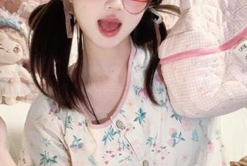 当“hl10cool黑料网”成为你的秘密八卦入口，你怎么可能不迷？